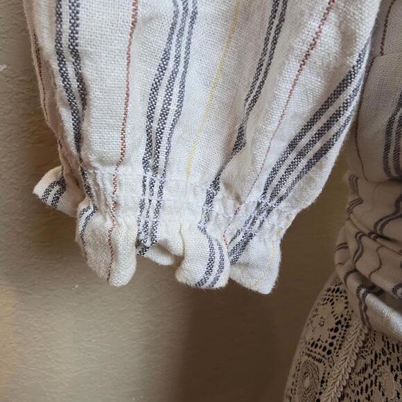 Abercrombie & Fitch Striped Wrap Blouse - White and Gray - Picture 3 of 7